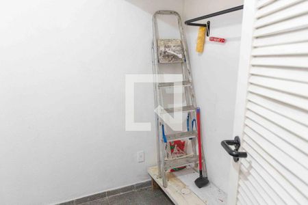 Casa à venda com 350m², 4 quartos e 6 vagasQuarto de Serviço 2