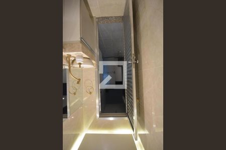 Apartamento à venda com 200m², 3 quartos e 2 vagasBanheiro da cobertura