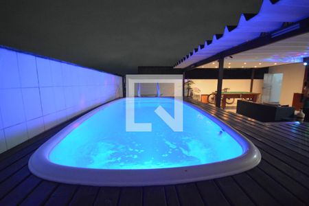 Apartamento à venda com 200m², 3 quartos e 2 vagasCobertura com piscina / Churrasqueira