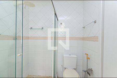 Apartamento à venda com 90m², 3 quartos e sem vaga Apartamento à venda com 90m², 3 quartos e sem vagaBanheiro da Suíte 1