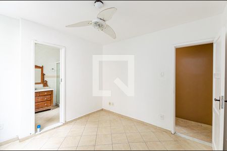 Apartamento à venda com 90m², 3 quartos e sem vaga Apartamento à venda com 90m², 3 quartos e sem vagaSuite