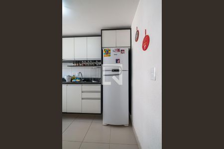 Apartamento à venda com 50m², 2 quartos e 1 vaga Apartamento à venda com 50m², 2 quartos e 1 vagaCozinha e Área de Serviço