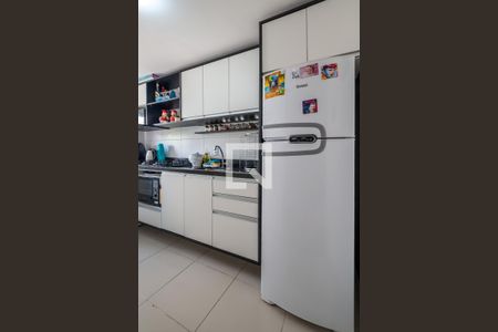 Apartamento à venda com 50m², 2 quartos e 1 vaga Apartamento à venda com 50m², 2 quartos e 1 vagaCozinha e Área de Serviço