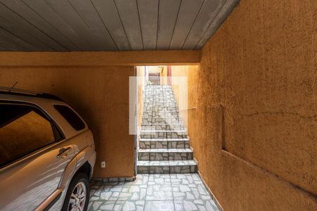 Casa à venda com 250m², 3 quartos e 2 vagas Casa à venda com 250m², 3 quartos e 2 vagasGaragem