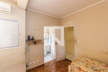 Casa à venda com 250m², 3 quartos e 2 vagas Casa à venda com 250m², 3 quartos e 2 vagasSuíte 2