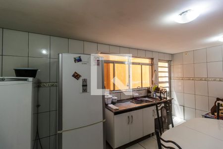 Casa à venda com 250m², 3 quartos e 2 vagas Casa à venda com 250m², 3 quartos e 2 vagasCozinha