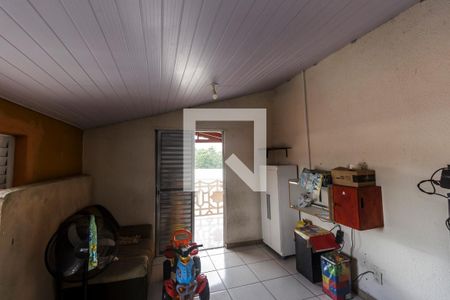 Casa à venda com 250m², 3 quartos e 2 vagas Casa à venda com 250m², 3 quartos e 2 vagasCômodo extra