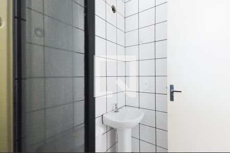 Banheiro de apartamento à venda com 2 quartos, 50m² em Luz, São Paulo