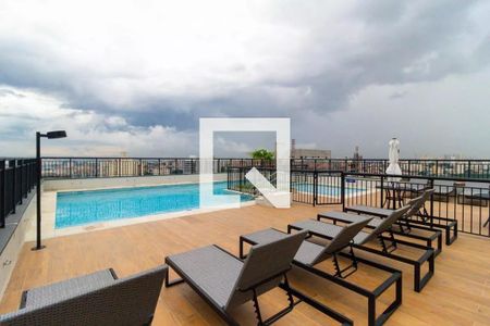 Studio à venda com 27m², 1 quarto e sem vagaPiscina