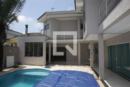 Casa de condomínio para alugar com 492m², 4 quartos e 4 vagasÁrea externa