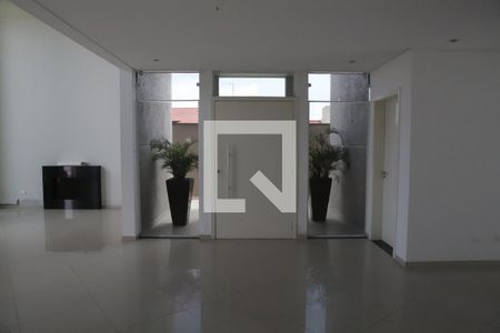 Sala de casa de condomínio para alugar com 4 quartos, 492m² em Jardim Residencial Suzano, Suzano