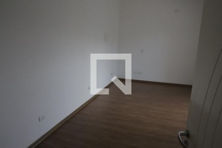 Casa de condomínio para alugar com 492m², 4 quartos e 4 vagasQuarto 4