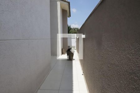 Casa de condomínio para alugar com 492m², 4 quartos e 4 vagasCorredor