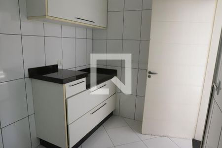 Casa de condomínio para alugar com 492m², 4 quartos e 4 vagasÁrea de Serviço