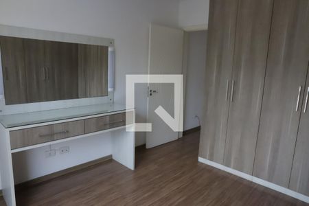 Casa de condomínio para alugar com 492m², 4 quartos e 4 vagasQuarto 3