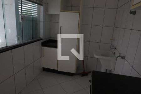 Casa de condomínio para alugar com 492m², 4 quartos e 4 vagasÁrea de Serviço