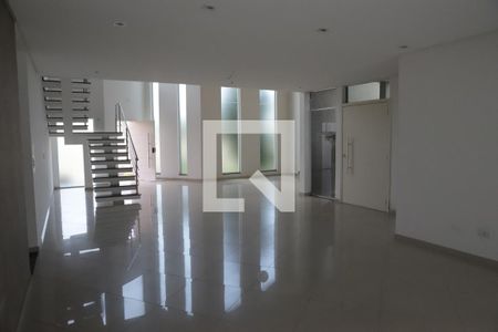 Sala de casa de condomínio para alugar com 4 quartos, 492m² em Jardim Residencial Suzano, Suzano