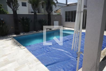 Casa de condomínio para alugar com 492m², 4 quartos e 4 vagasPiscina