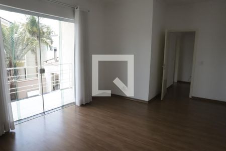 Casa de condomínio para alugar com 492m², 4 quartos e 4 vagasQuarto 4