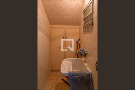 Casa à venda com 246m², 4 quartos e 2 vagasÁrea de Serviço