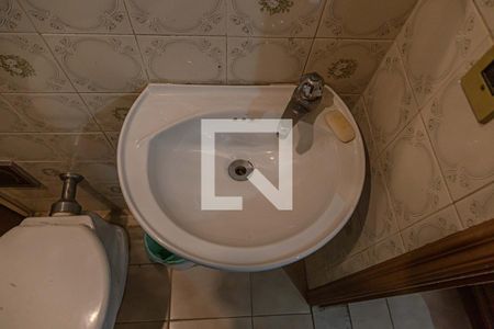 Casa à venda com 246m², 4 quartos e 2 vagasBanheiro