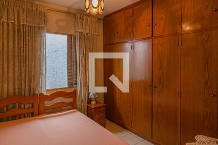 Casa à venda com 246m², 4 quartos e 2 vagasQuarto 2