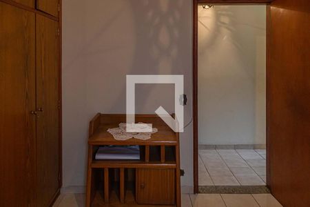 Casa à venda com 246m², 4 quartos e 2 vagasQuarto 2