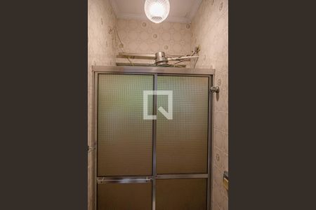 Casa à venda com 246m², 4 quartos e 2 vagasBanheiro