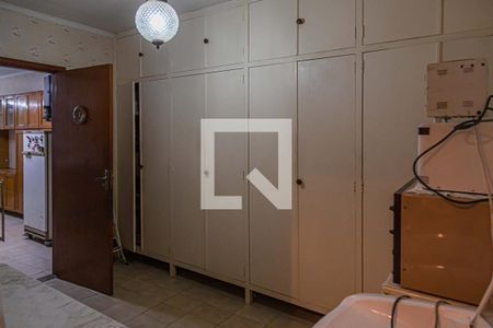 Casa à venda com 246m², 4 quartos e 2 vagasÁrea de Serviço