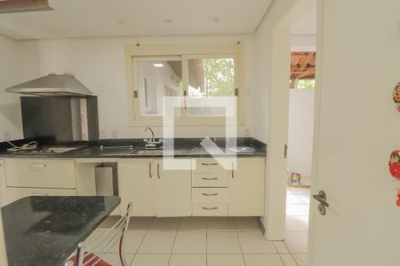 Casa de condomínio para alugar com 250m², 3 quartos e 2 vagasCozinha