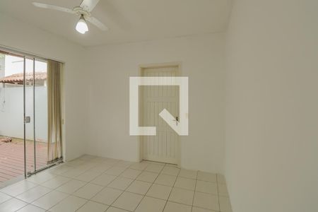 Casa de condomínio para alugar com 250m², 3 quartos e 2 vagasÁrea Externa