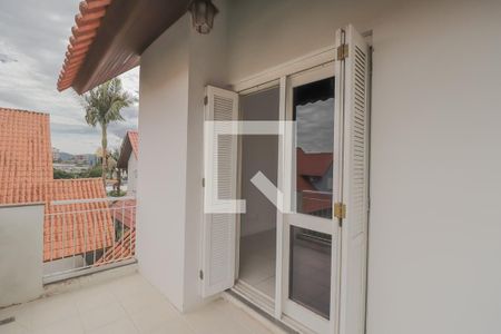 Casa de condomínio para alugar com 250m², 3 quartos e 2 vagasVaranda