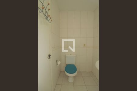 Casa de condomínio para alugar com 250m², 3 quartos e 2 vagasBanheiro