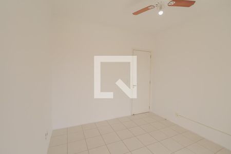 Casa de condomínio para alugar com 250m², 3 quartos e 2 vagasQuarto 1