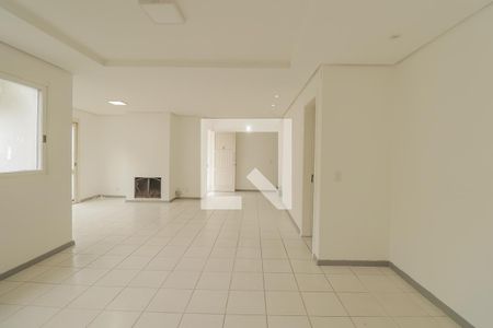 Casa de condomínio para alugar com 250m², 3 quartos e 2 vagasSala