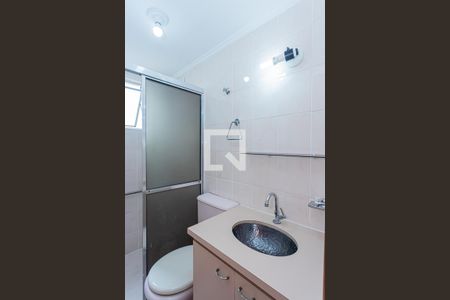 Banheiro de apartamento à venda com 2 quartos, 55m² em Jardim Peri, São Paulo