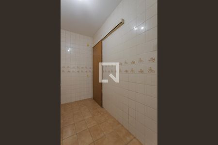 Cozinha de apartamento para alugar com 1 quarto, 45m² em Jardim do Salso, Porto Alegre