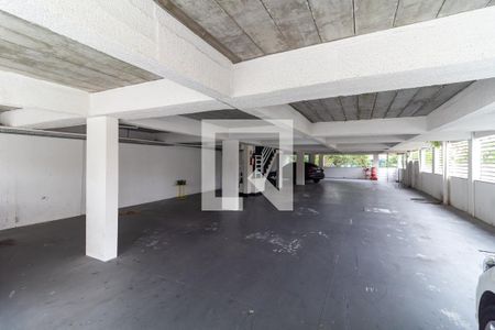 Garagem de kitnet/studio para alugar com 1 quarto, 27m² em Vila Cleonice, São Paulo