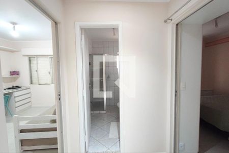 Corredor de apartamento à venda com 3 quartos, 100m² em Centro, Campinas