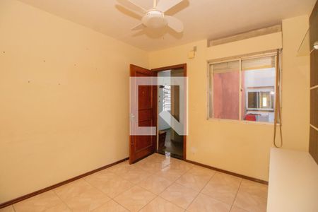 Sala de apartamento para alugar com 2 quartos, 60m² em Rubem Berta, Porto Alegre