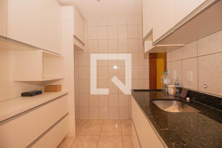 Cozinha e Área de Serviço de apartamento para alugar com 2 quartos, 60m² em Rubem Berta, Porto Alegre