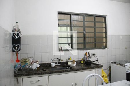 Casa à venda com 177m², 3 quartos e 2 vagasCozinha