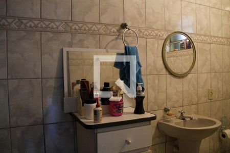 Casa à venda com 177m², 3 quartos e 2 vagasBanheiro Social