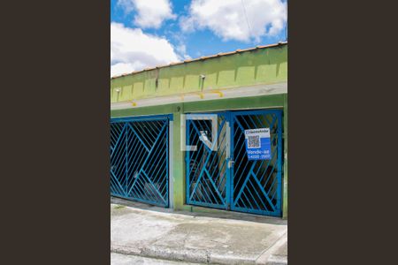 Casa à venda com 177m², 3 quartos e 2 vagasFachada