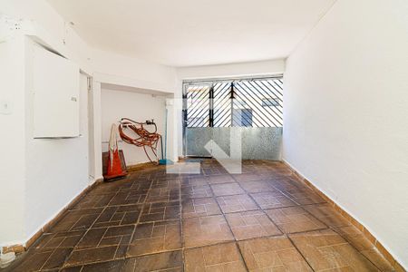 Casa para alugar com 55m², 1 quarto e 2 vagas Casa para alugar com 55m², 1 quarto e 2 vagasGaragem