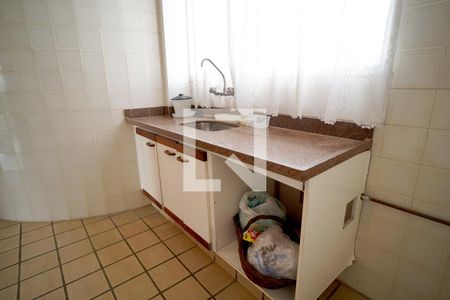 Apartamento para alugar com 95m², 2 quartos e 1 vagaCozinha