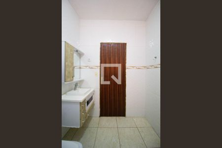 Casa para alugar com 82m², 2 quartos e 1 vaga Casa para alugar com 82m², 2 quartos e 1 vagaBanheiro