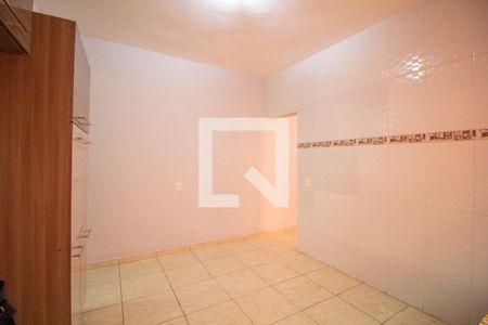 Casa para alugar com 82m², 2 quartos e 1 vaga Casa para alugar com 82m², 2 quartos e 1 vagaCozinha