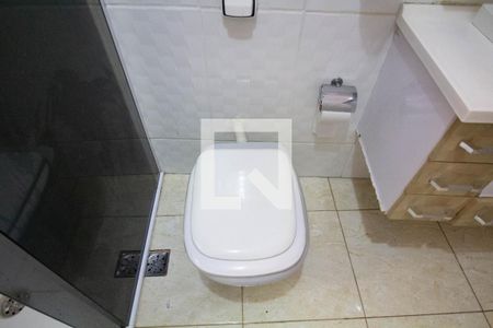 Casa para alugar com 82m², 2 quartos e 1 vaga Casa para alugar com 82m², 2 quartos e 1 vagaBanheiro