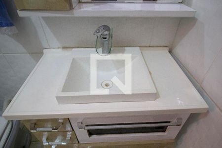 Casa para alugar com 82m², 2 quartos e 1 vaga Casa para alugar com 82m², 2 quartos e 1 vagaBanheiro